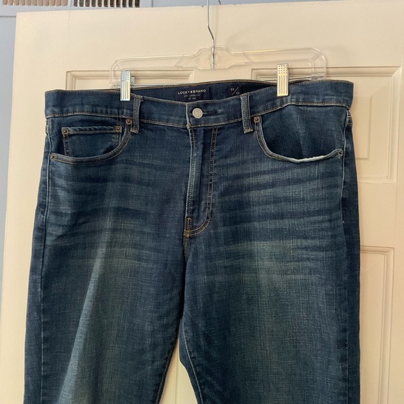 Lucky Brand 121 Slim Straight Jeans Dark Wash Blue Mens Size 38 x 30 - Picture 2 of 11